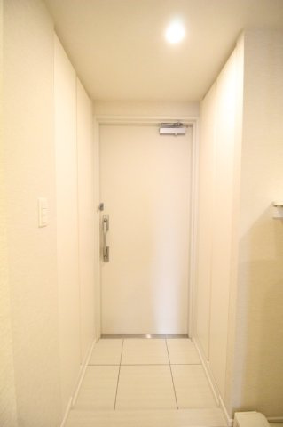 パークホームズ千代田淡路町の玄関