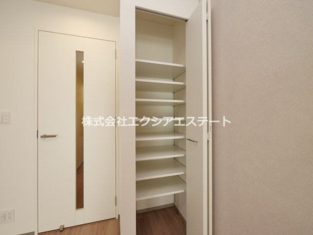 Broad阿倍野阪南町Residenceの収納