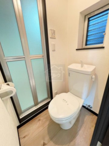 荒川区西尾久５丁目のアパートのトイレ