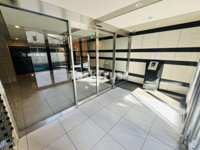 【エントランス】 | フォーリアライズ城東ネオス