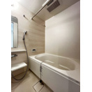 ガーデンクォーツ摂津正雀の浴室