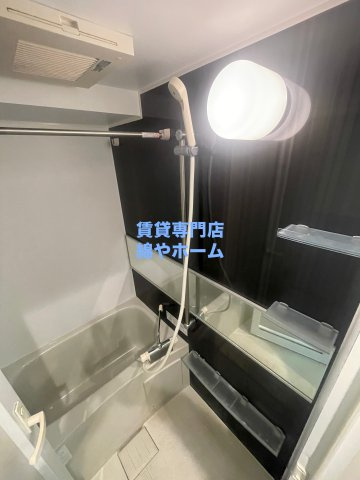 エグゼ難波南Ⅱの浴室|コンパクトで使いやすいお風呂です