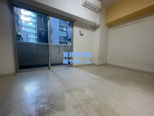 エグゼ難波南Ⅱの洋室|明るい洋室です