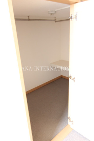 レオパレスプランドール八ヶ崎の収納