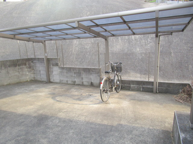 ヒルサイドCの駐車場|★駐輪場★