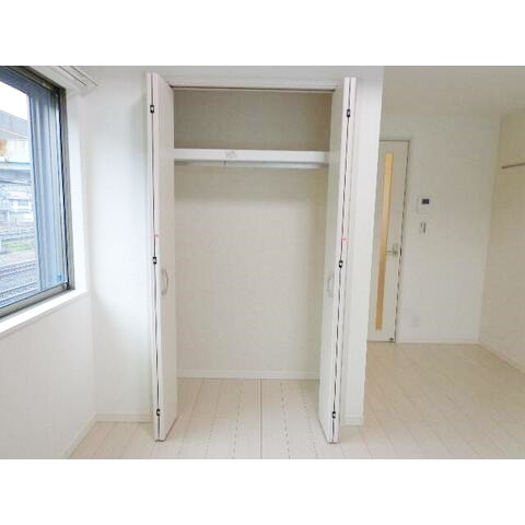 横浜市戸塚区矢部町のアパートの収納|洋服多い方にもおすすめ♪