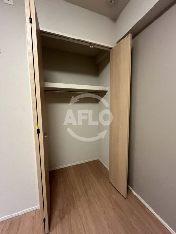 ダイワシティー新大阪の内装|クローゼット