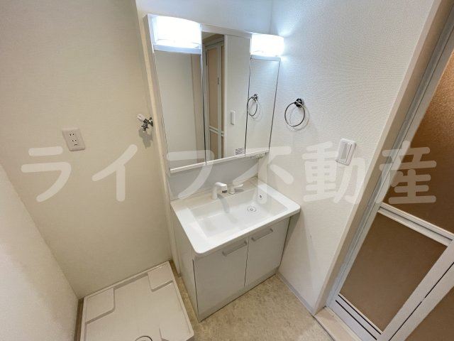Gradito花園の独立洗面台|独立洗面台あり、毎朝おしゃれに忙しい女性の方におすすめです