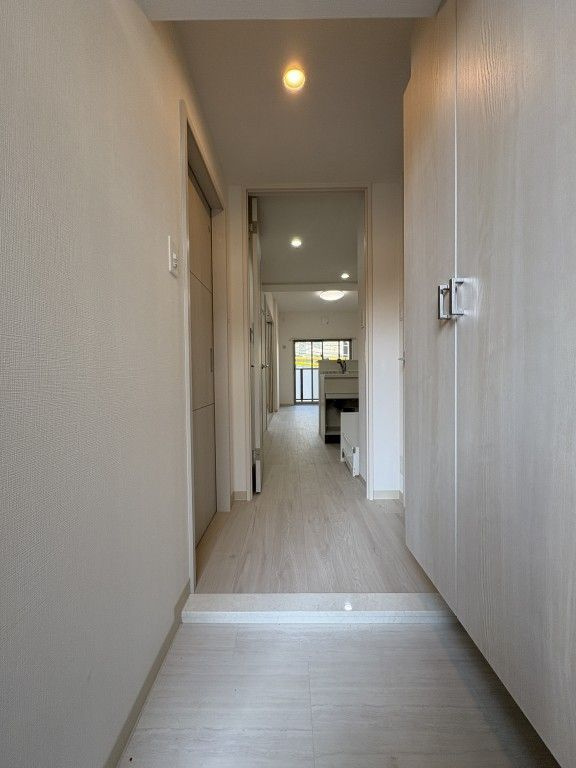 アストラルグラミ阿倍野の玄関