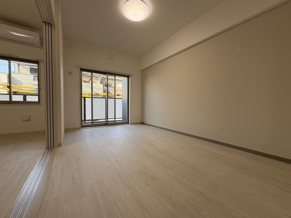 アストラルグラミ阿倍野の居間・リビング