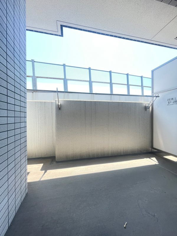 LAV神戸三宮のバルコニー