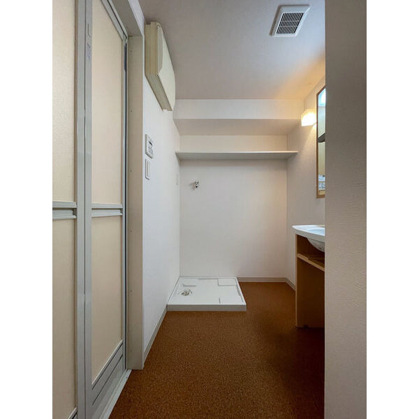 イーグル薬院参番館の内装