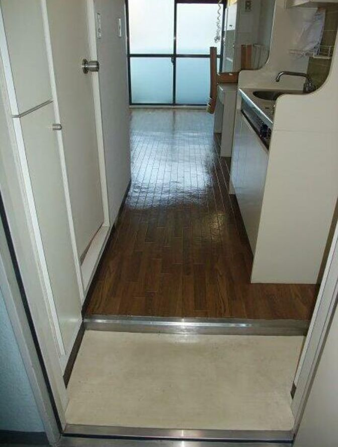 ラ・レジダンス・ド・エチュードの玄関|玄関☆