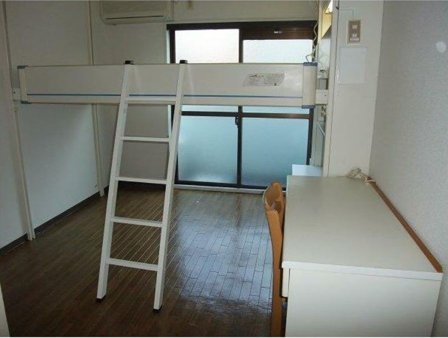 ラ・レジダンス・ド・エチュードの寝室|フローリングでお掃除もラクラク♪