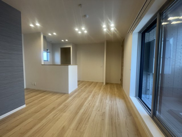 シャーメゾンさくら大久保駅前の居間・リビング