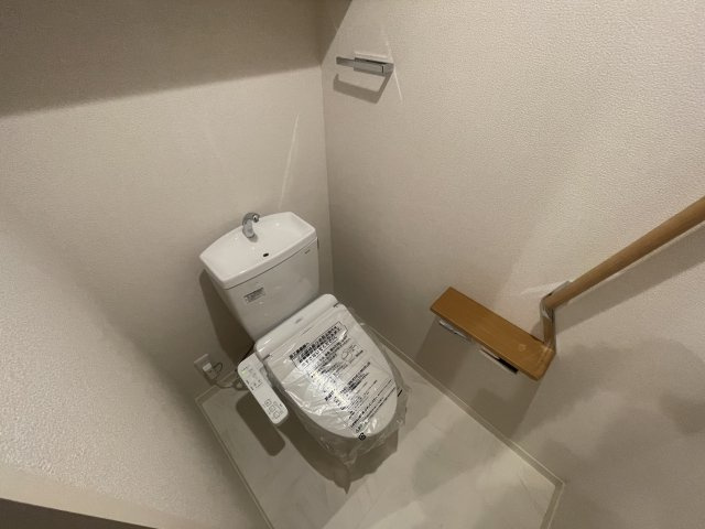 シャーメゾンさくら大久保駅前のトイレ