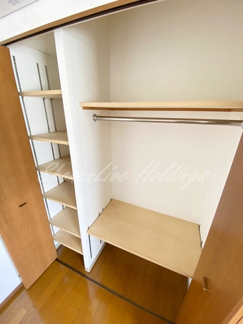 藤沢市鵠沼石上１丁目の賃貸マンションの収納