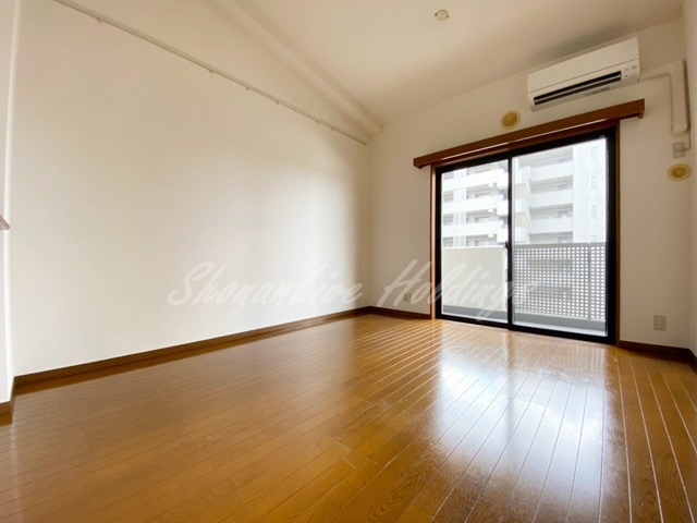 藤沢市鵠沼石上１丁目の賃貸マンションの居間・リビング