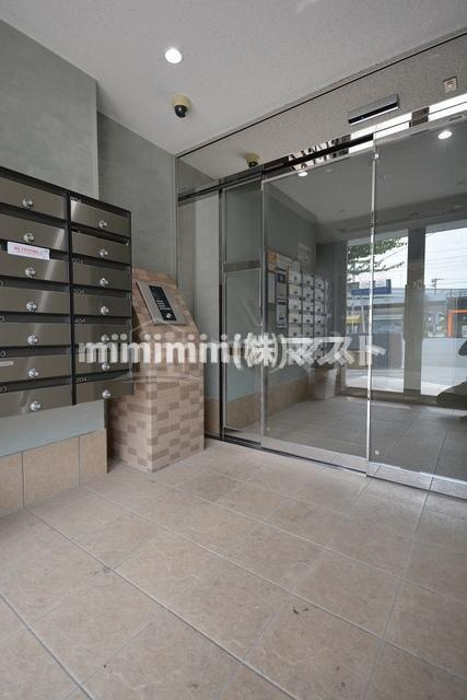 グランパシフィック芦原橋駅前のロビー