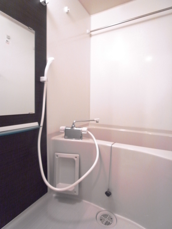 リブリ・クローリスの浴室|浴室乾燥機完備♪