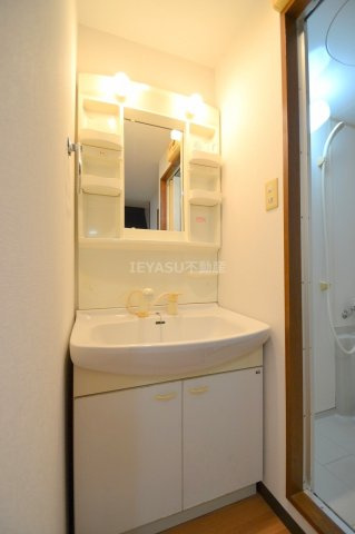 ネッサンスＫの洗面所