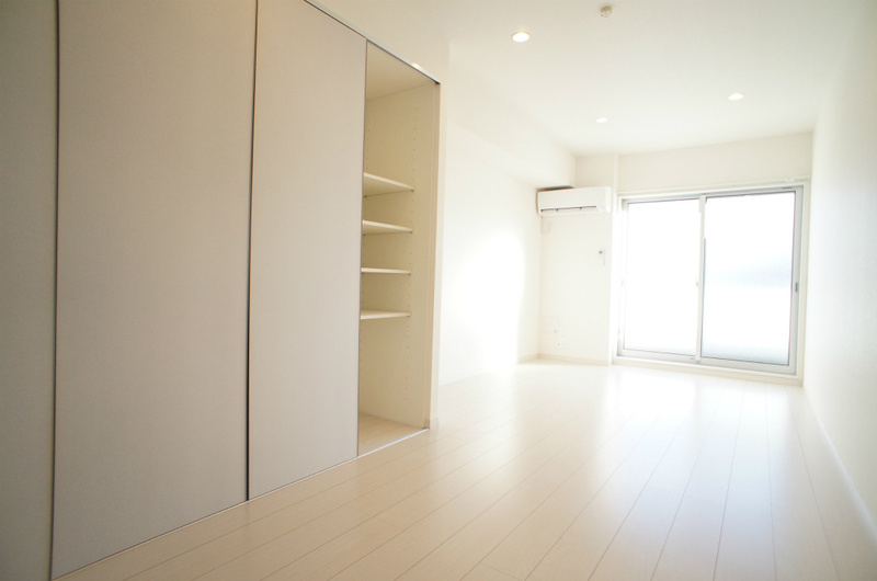 リブリ・アラノエの居間・リビング|大型収納付きのリビング♪