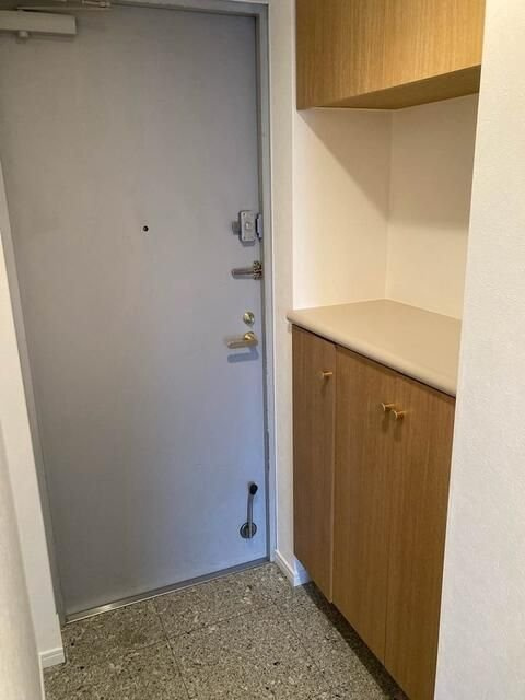 ベイサイトコート横浜の玄関|シューズボックス付き♪
※同施工別部屋