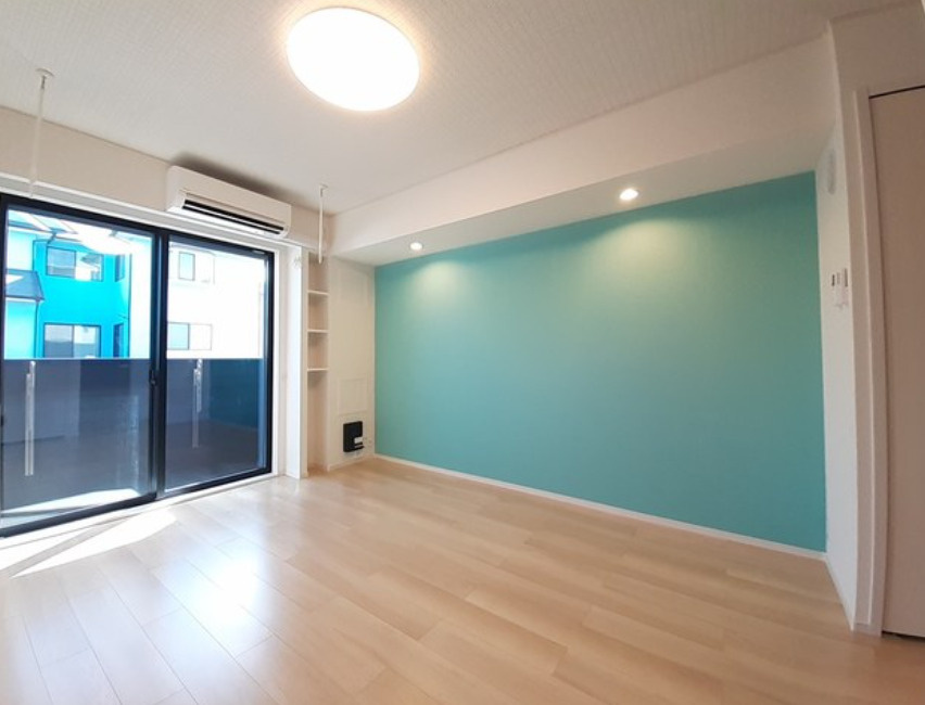 ドルチェ細江の洋室