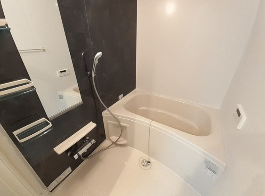 ドルチェ細江の浴室