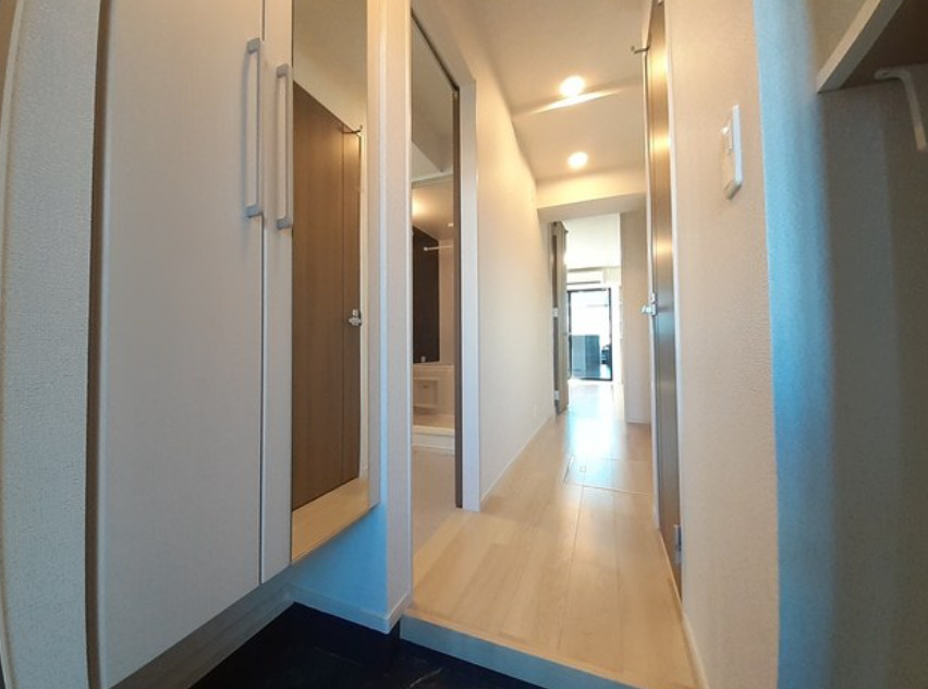 ドルチェ細江の玄関