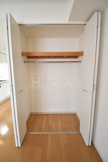 大阪市中央区本町橋の賃貸マンションの収納