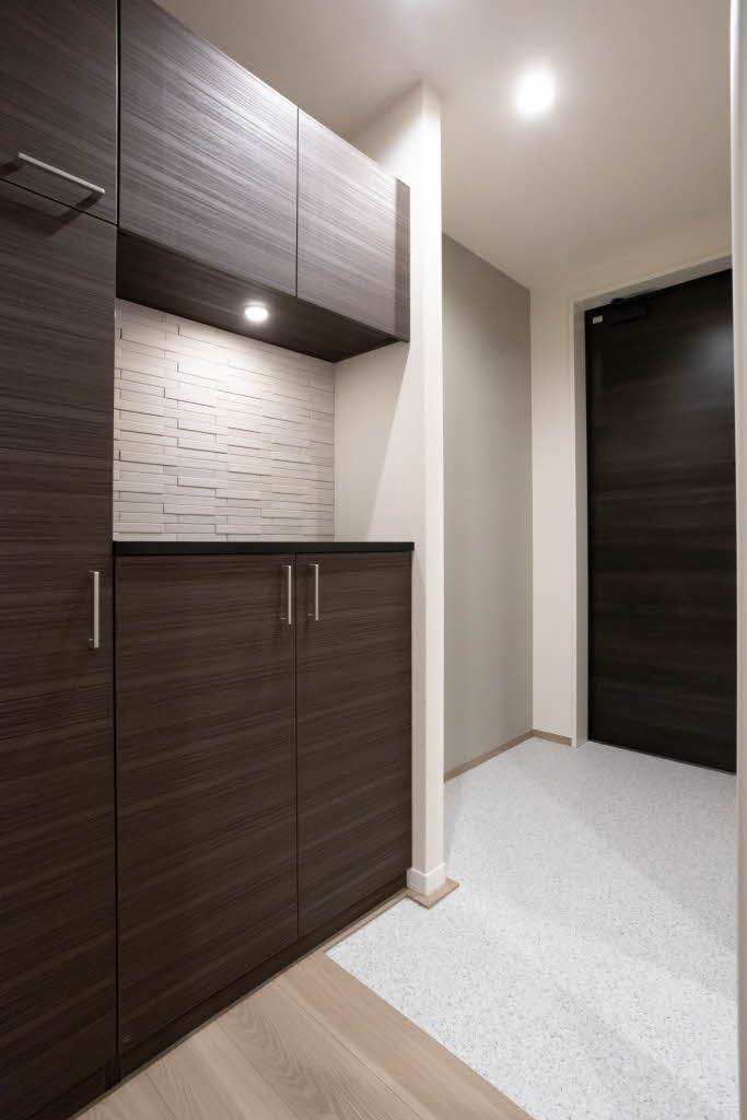 ラメゾンデプレズィールの玄関|玄関