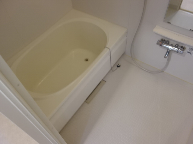 シャーメゾン福田の浴室