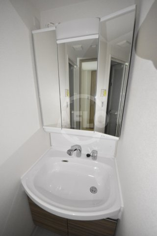 プレサンス京町堀の独立洗面台|プレサンス京町堀　独立洗面台