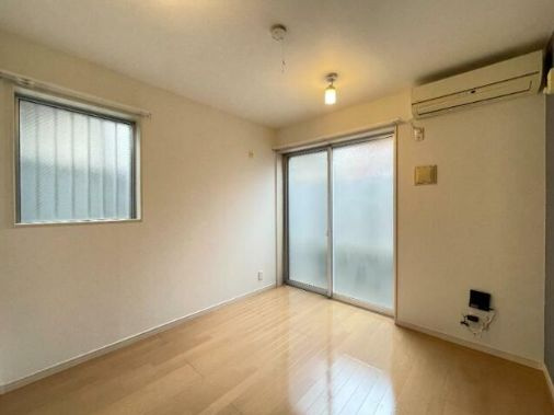 コンフォート笹塚の洋室|フローリングでお掃除ラクラク♪(同一仕様写真)