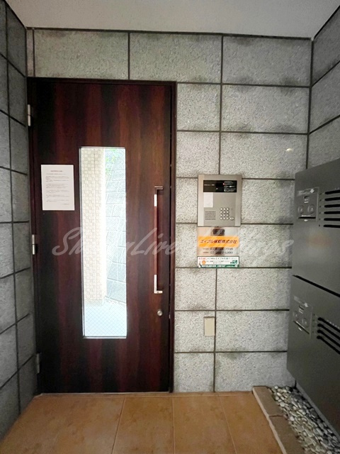 サウスポート上大岡のエントランス