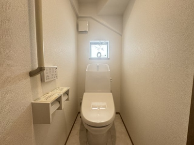 【トイレ】 | 糸満市西崎町（全2棟）ラストA号棟 | ※同仕様写真です