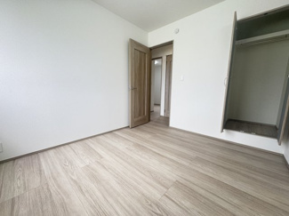 【洋室】 | 糸満市西崎町（全2棟）ラストA号棟 | A号棟　洋室5.25帖＋CL付き♪