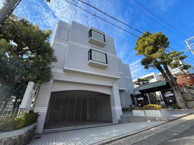 フォーラムノリタケ２番館の外観