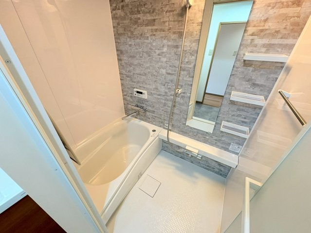 フォーラムノリタケ２番館の浴室