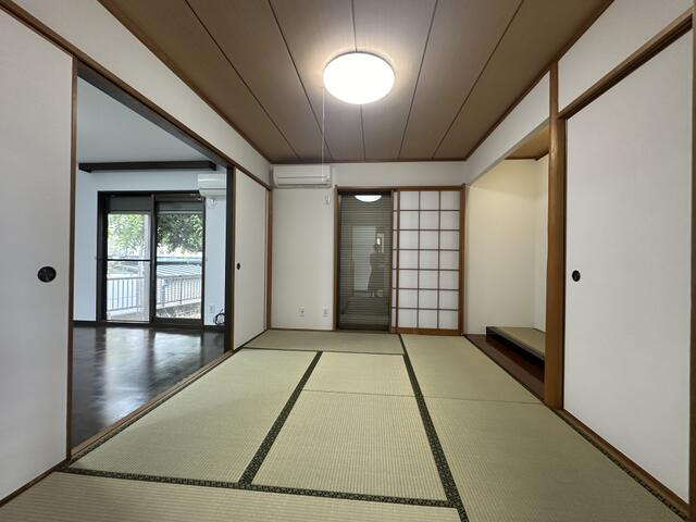 川崎市多摩区菅北浦３丁目の一戸建ての和室