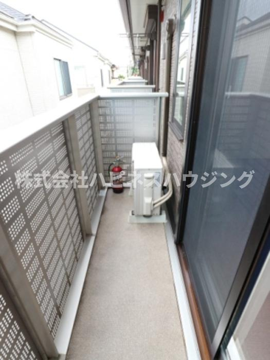 プレジールヤストシのバルコニー