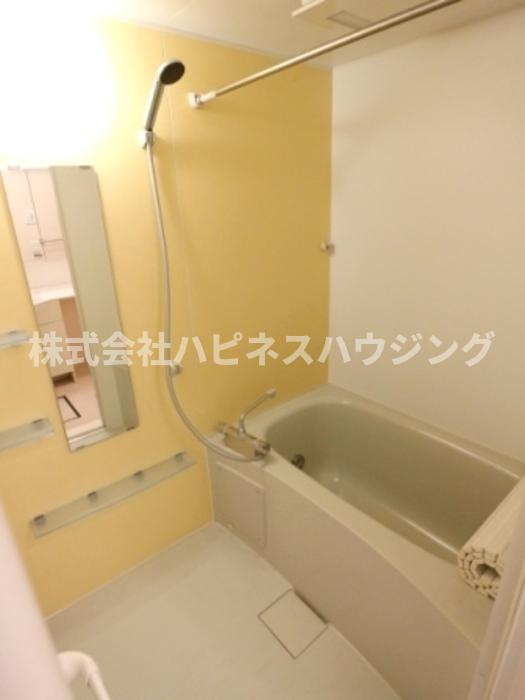 プレジールヤストシの浴室