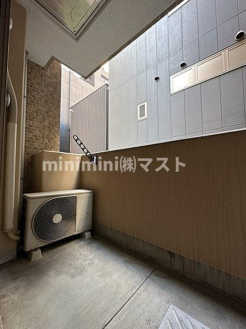 アスリート御堂筋本町のバルコニー