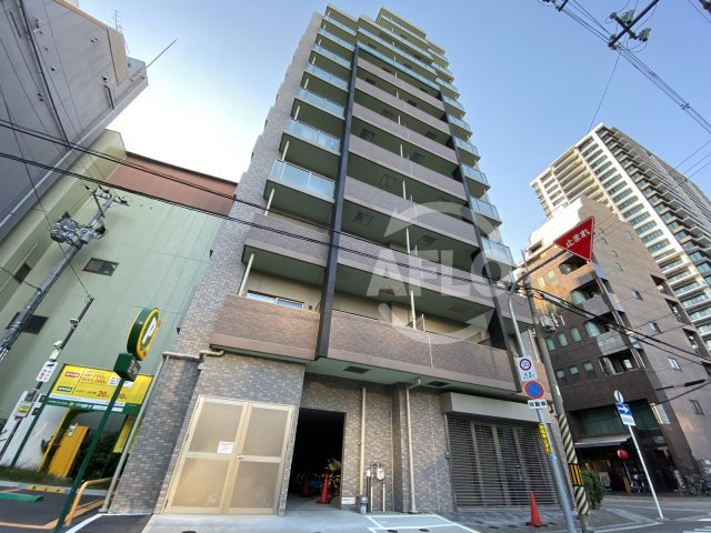 LOWLANDS西天満（ローランズ西天満）