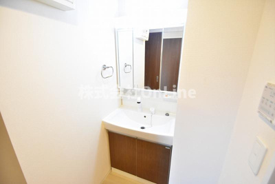 【独立洗面台】 | Lakia due