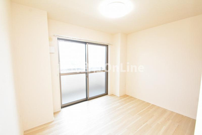 【内装】 | Lakia due