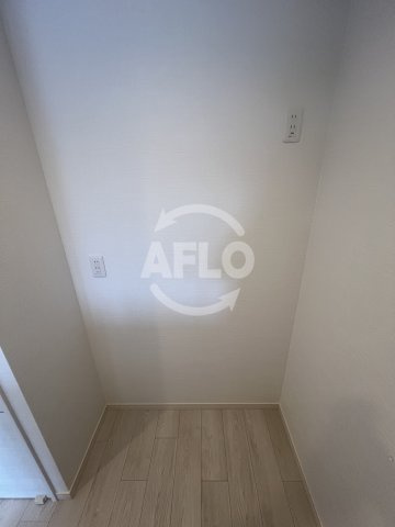 Alivis北梅田のキッチン|Alivis北梅田　冷蔵庫置き場