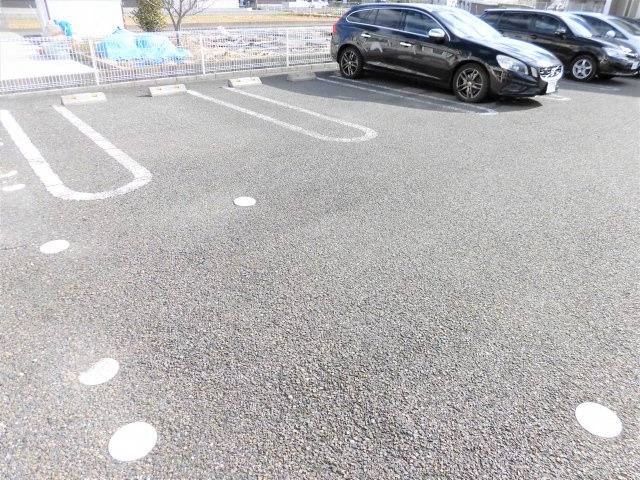 ベル・エポックBの駐車場