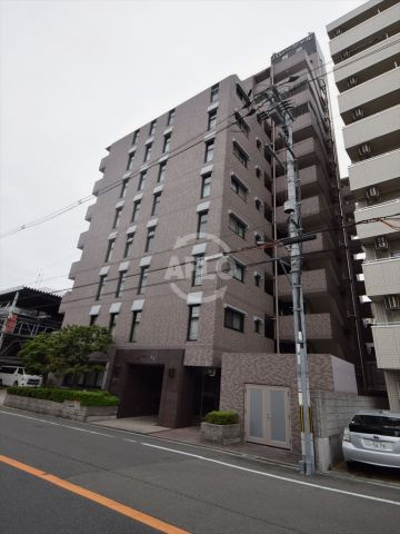 パレーシャル難波